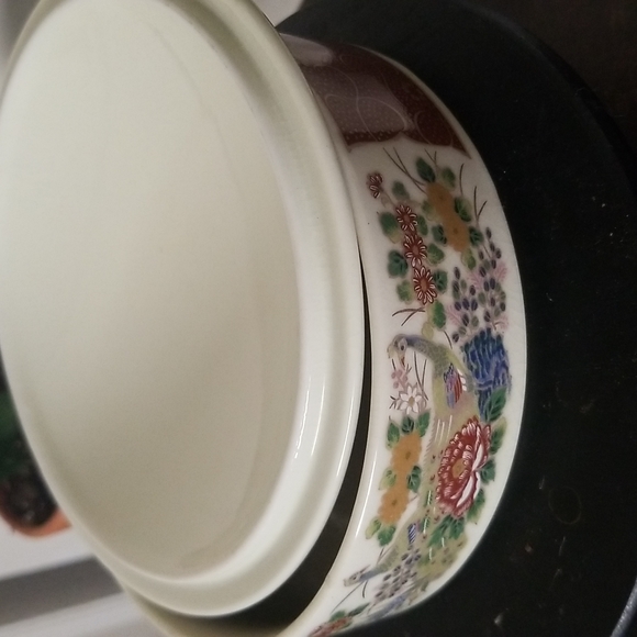 Satsuma Handpainted Bowl - Picture 4 of 5